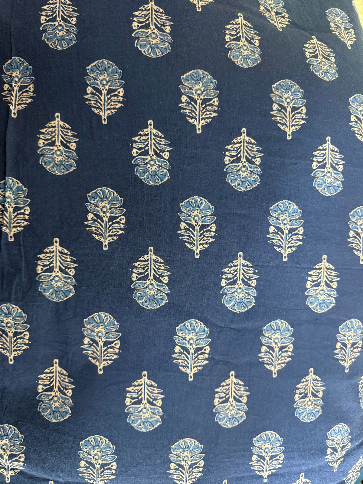 Navy blue sleeveless short Kurti